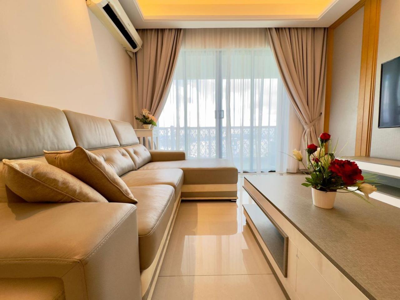 Jb City Ciq-R&F Shopping Mall Apartment Johor Bahru Exterior photo