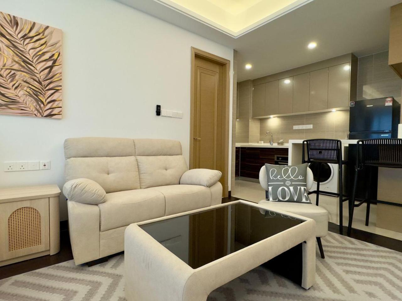 Jb City Ciq-R&F Shopping Mall Apartment Johor Bahru Exterior photo